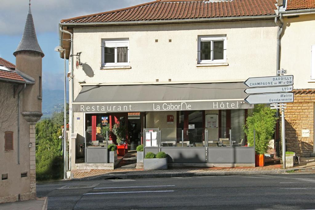 Hotel-Restaurant La Caborne Limonest Exteriör bild